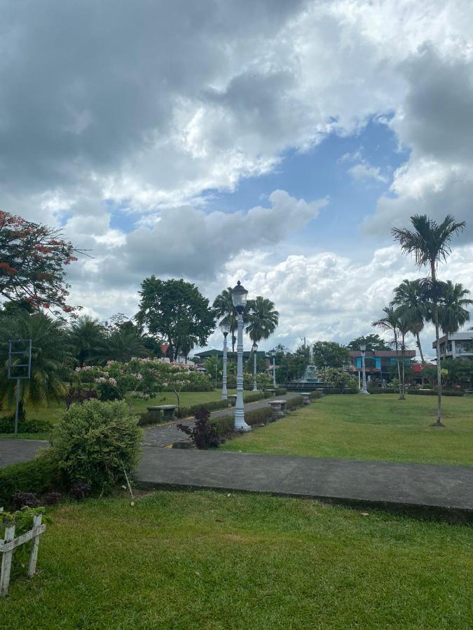 Coati Del Arenal Posada La Fortuna Ngoại thất bức ảnh