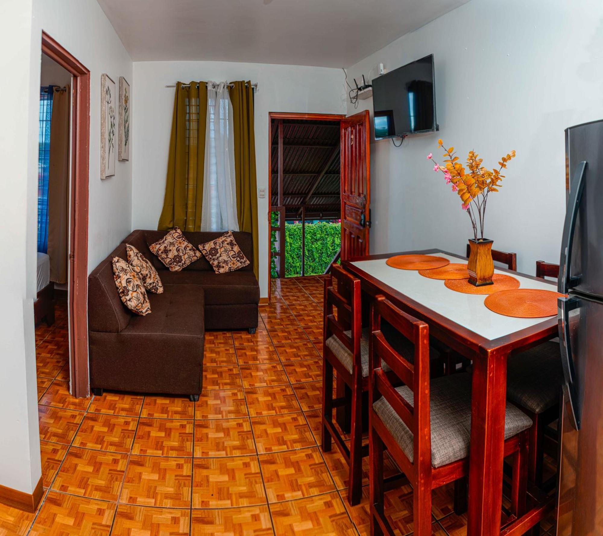 Coati Del Arenal Posada La Fortuna Ngoại thất bức ảnh